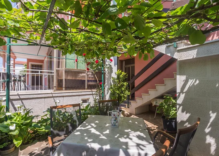 With Parking Space - 7063 Appartement *
